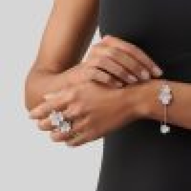 Frivole bracelet, 5 flowers