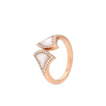 DIVAS’ DREAM Ring