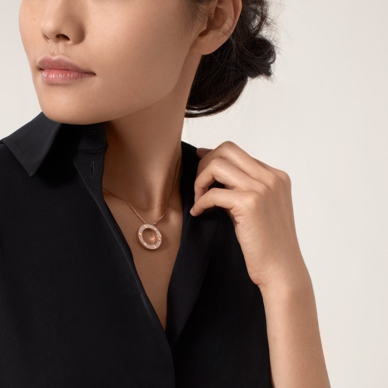 LOVE pendant, paved LOVE pendant, paved