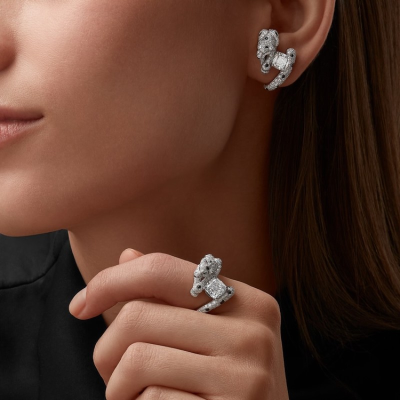 Panthère de Cartier earrings