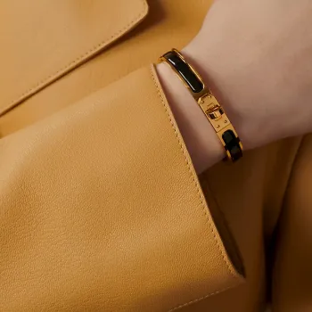 Mini Clic Kelly Bracelet