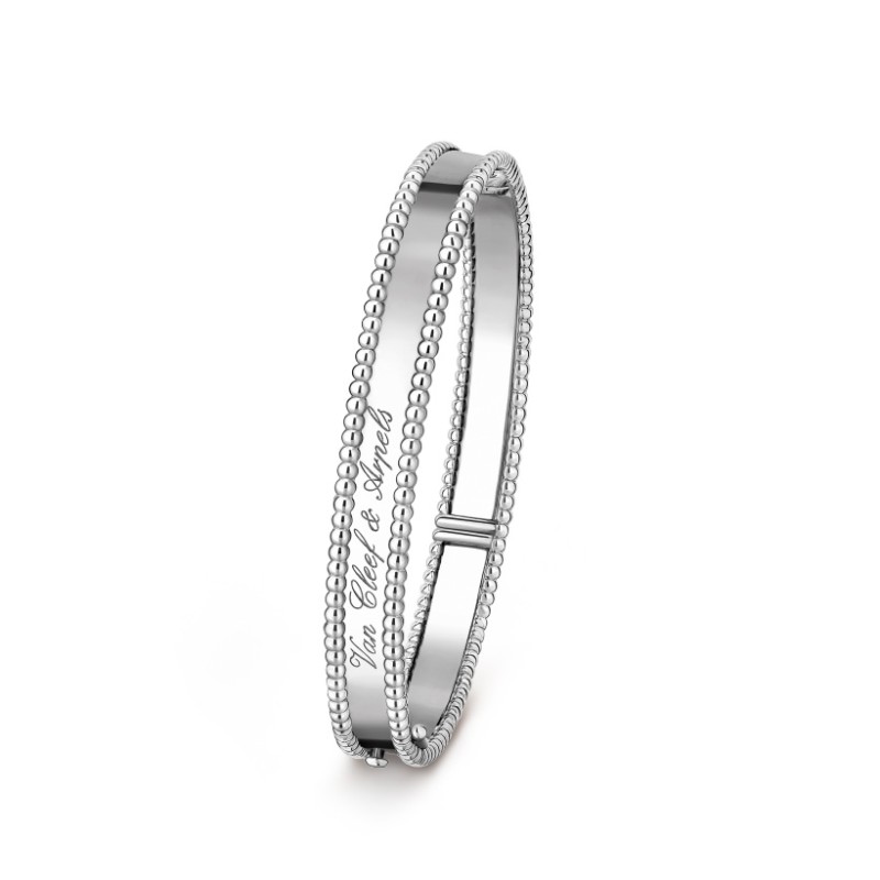 Perlée signature bracelet, medium model Perlée signature bracelet, medium model