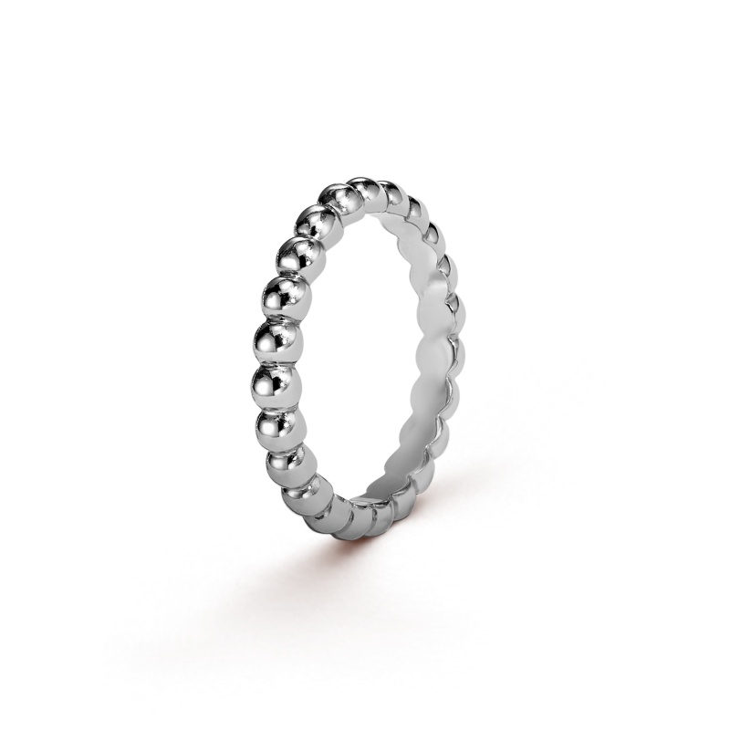 Perlée pearls of gold ring, medium model