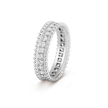 Estelle wedding band