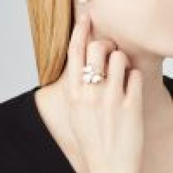 Cosmos earrings, medium model Cosmos earrings, medium model