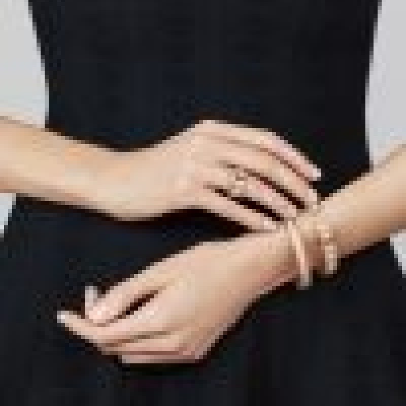 Perlée pearls of gold ring, small model Perlée pearls of gold ring, small model