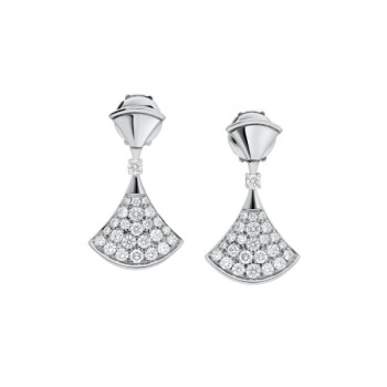 DIVAS’ DREAM earrings
