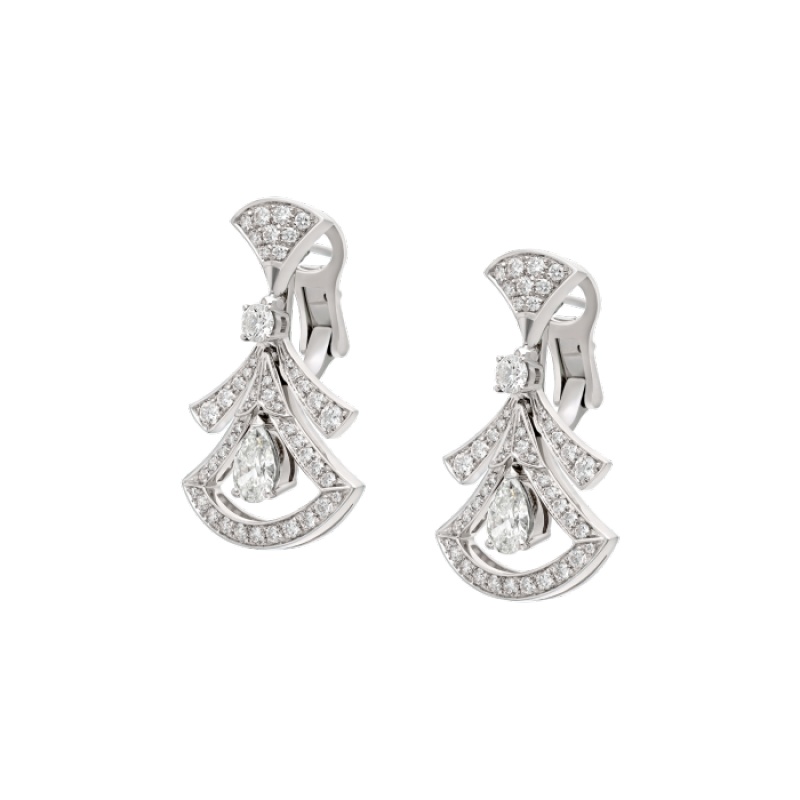 DIVAS’ DREAM earrings