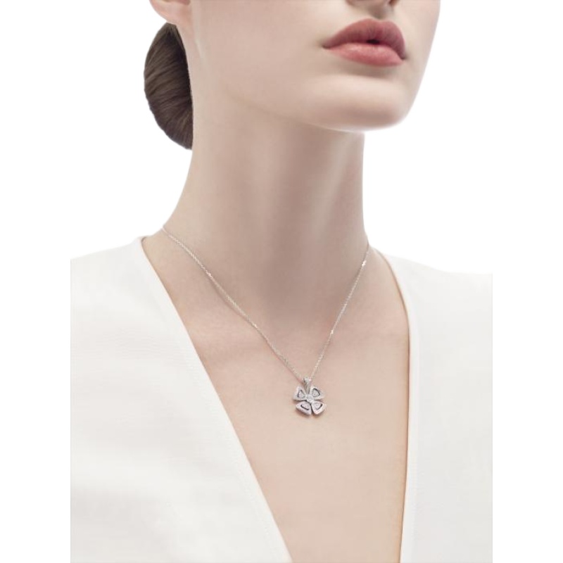 Fiorever Necklace