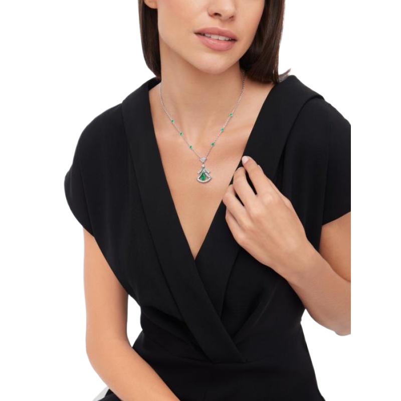 DIVAS’ DREAM Necklace DIVAS’ DREAM Necklace