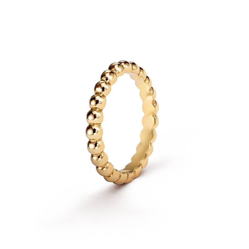 Perlée pearls of gold ring, medium model Perlée pearls of gold ring, medium model