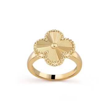 Vintage Alhambra ring Vintage Alhambra ring