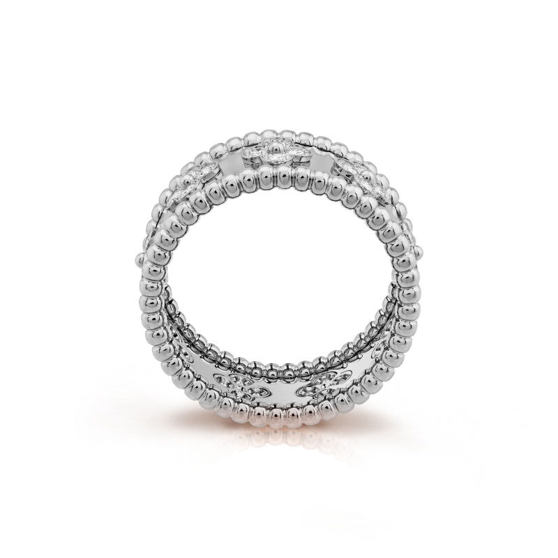 Perlée clovers ring, medium model Perlée clovers ring, medium model