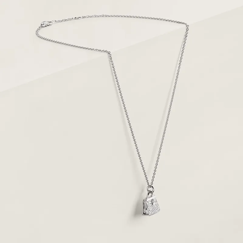 Amulettes Kelly pendant Amulettes Kelly pendant