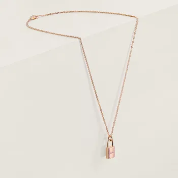 Kelly Cadenas pendant
