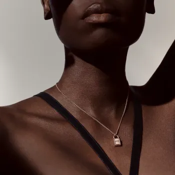 Kelly Cadenas pendant