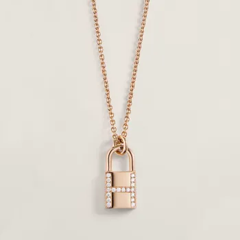 Kelly Cadenas pendant