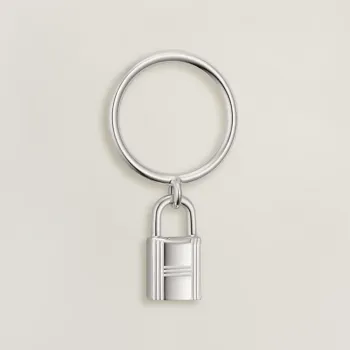 Kelly Cadenas ring