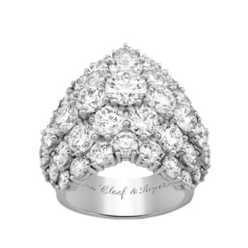 Van Cleef & Arpels à Cheval ring
