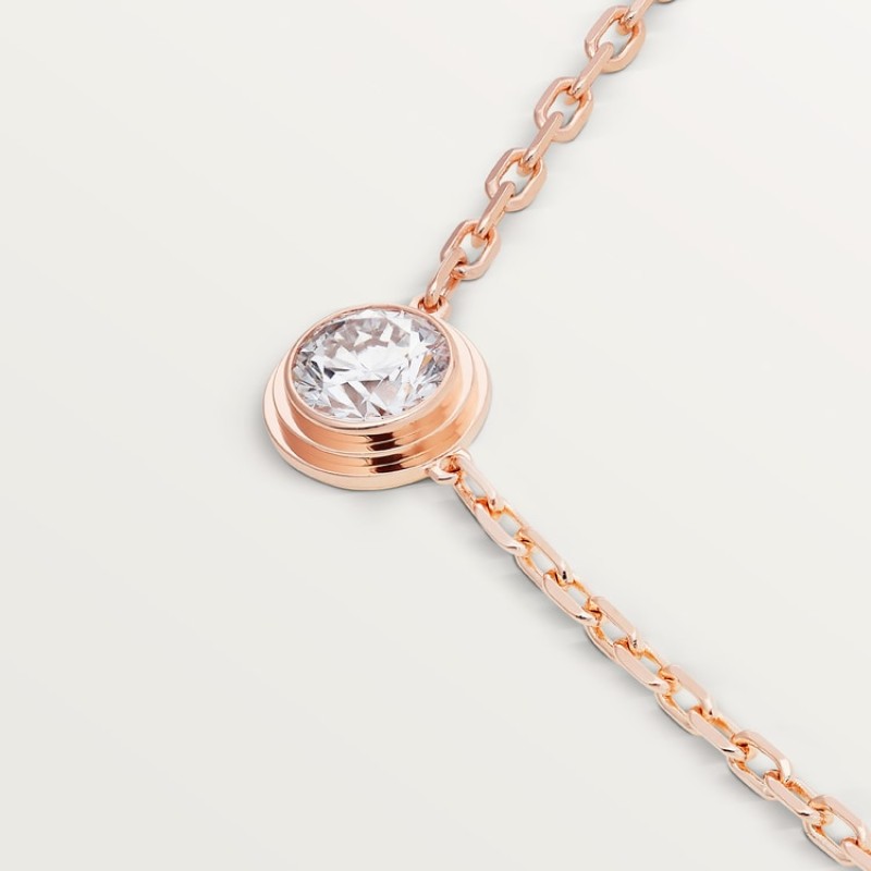 Cartier d’Amour pendant, brilliant-cut diamond, large model Cartier d’Amour pendant, brilliant-cut diamond, large model