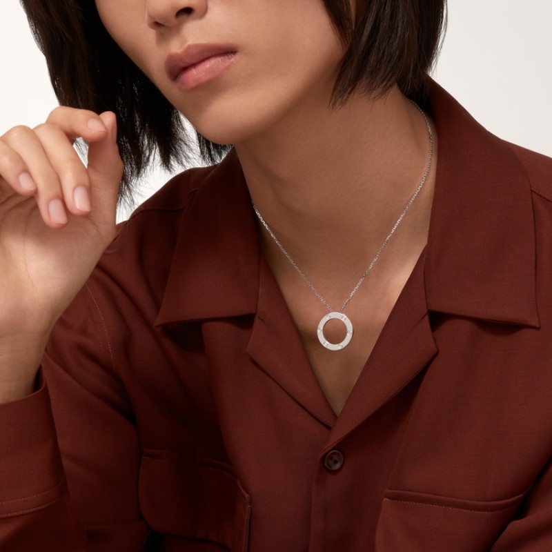 Cartier LOVE pendant