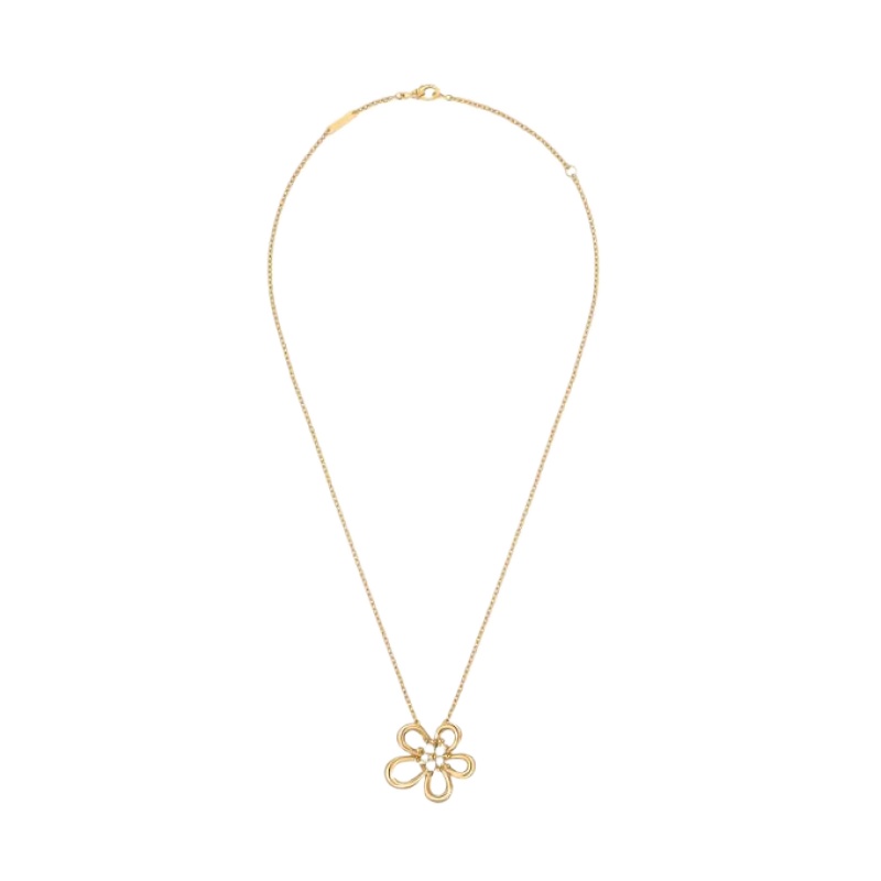Van Cleef & Arpels Flowerlace pendant