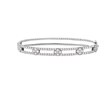 Van Cleef & Arpels Perlée sweet clovers bracelet, extra large model Van Cleef & Arpels Perlée sweet clovers bracelet, extra large model