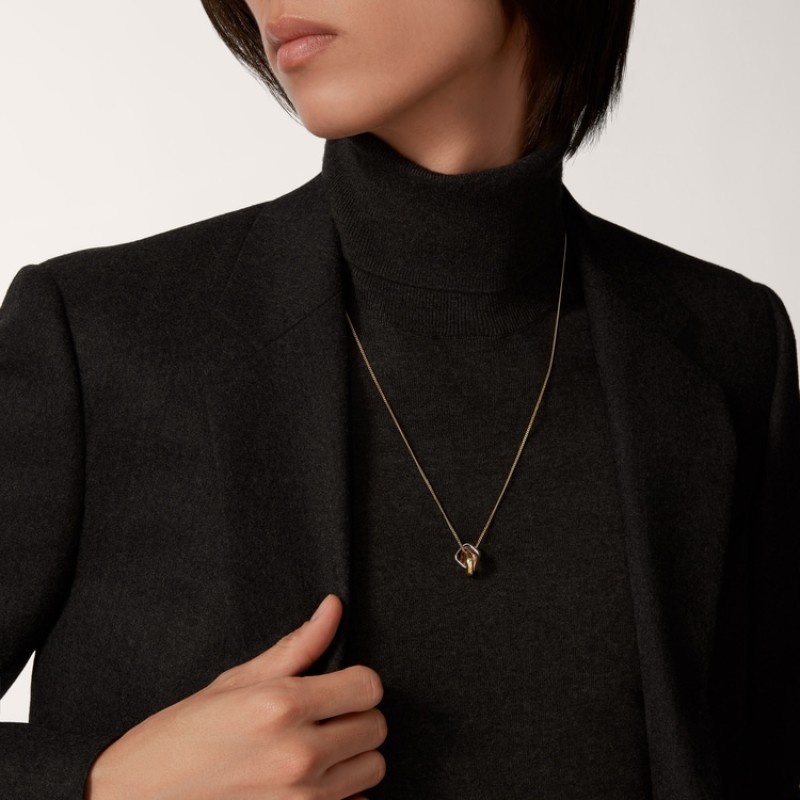 Cartier Trinity pendant, cushion-shaped