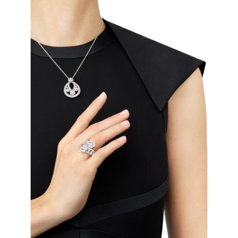 Van Cleef & Arpels Snowflake pendant, small model