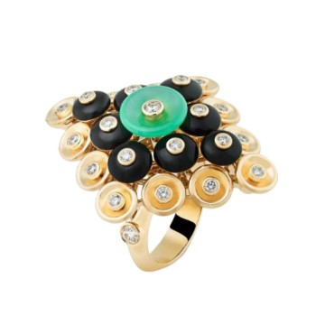 Van Cleef & Arpels Bouton d’or ring