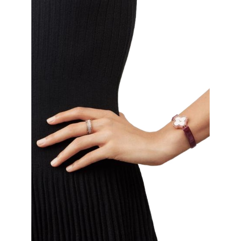 Van Cleef & Arpels Perlée diamonds ring, 3 rows