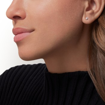 Cartier Cartier d’Amour stud earrings, 2 diamonds, mini model