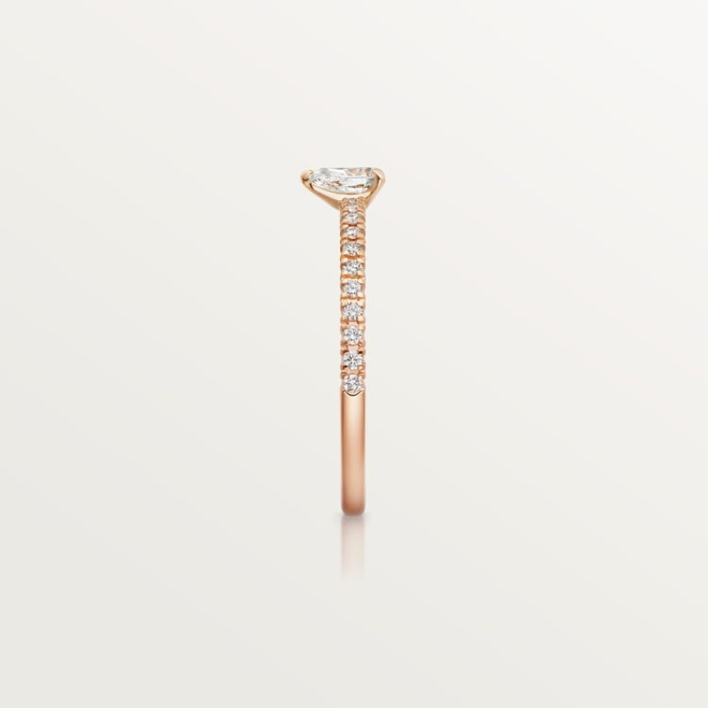 Etincelle de Cartier ring, pear-shaped diamond, paved