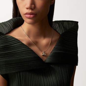 Cartier Grain de Café necklace, diamonds