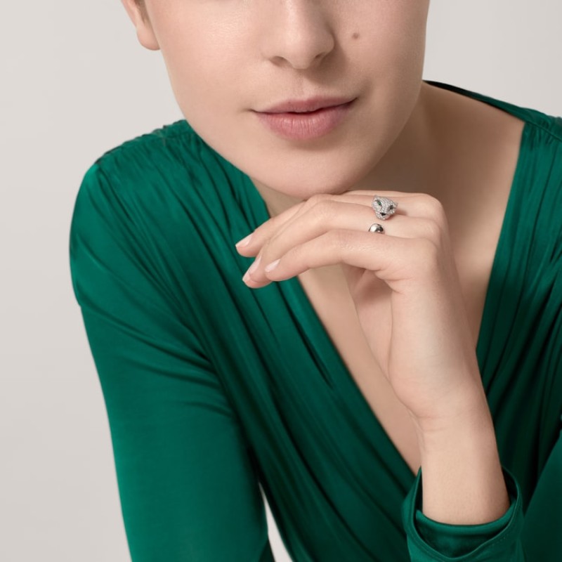 Panthère de Cartier ring, medium model, paved