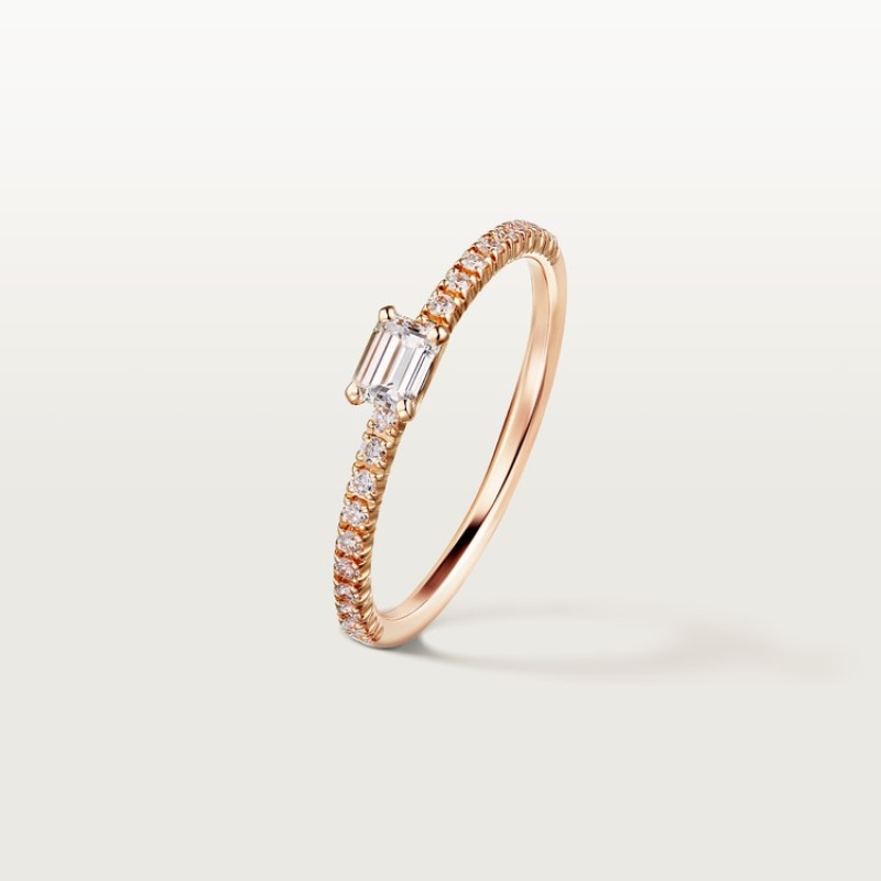 Etincelle de Cartier ring, emerald-cut diamond, paved