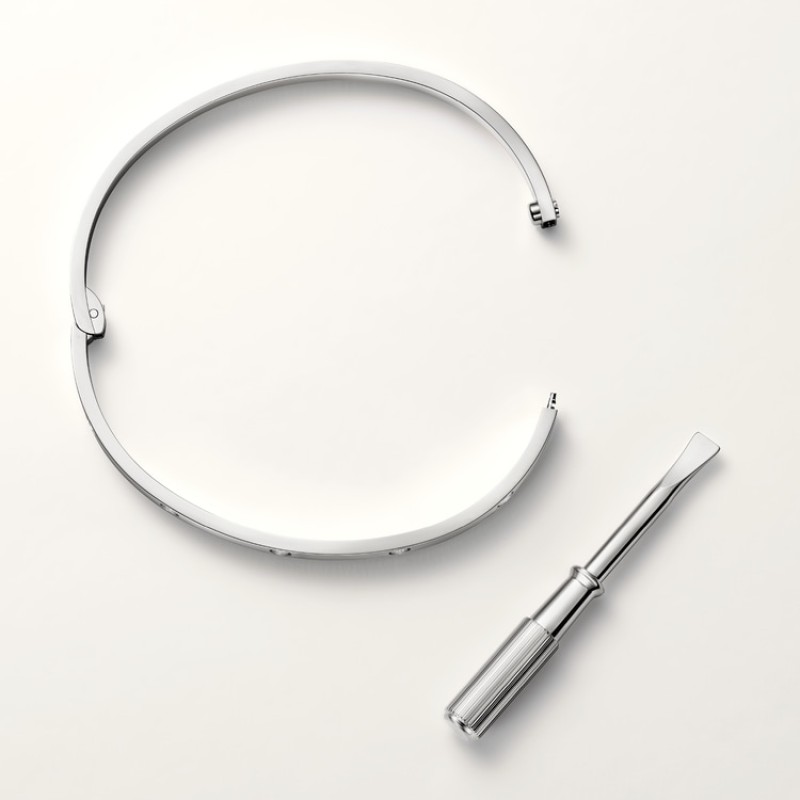 Cartier LOVE bracelet, small model, 10 diamonds Cartier LOVE bracelet, small model, 10 diamonds