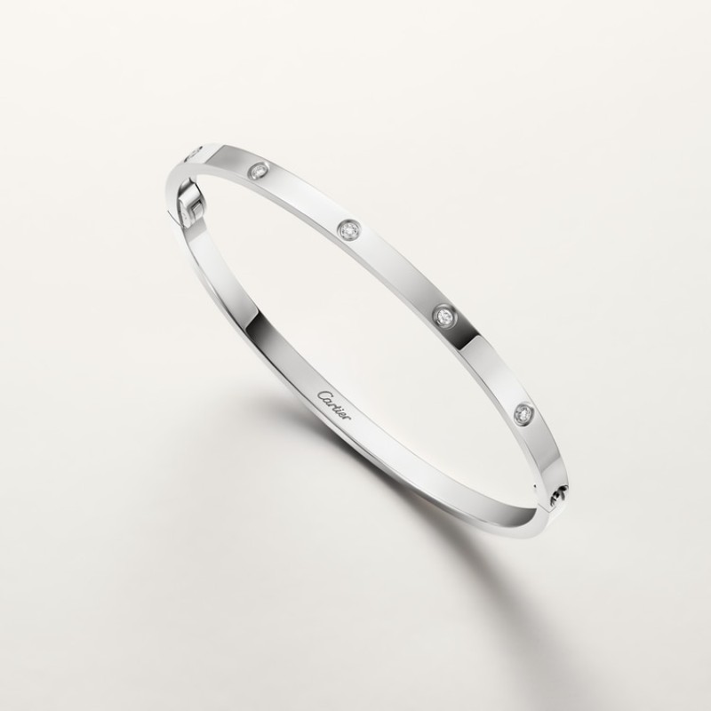 Cartier LOVE bracelet, small model, 10 diamonds Cartier LOVE bracelet, small model, 10 diamonds