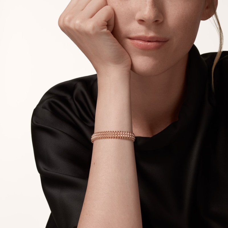 Clash de Cartier bracelet, flexible, double row, paved Clash de Cartier bracelet, flexible, double row, paved