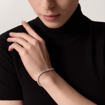 Cartier Lignes Essentielles bracelet, brilliant-cut diamonds