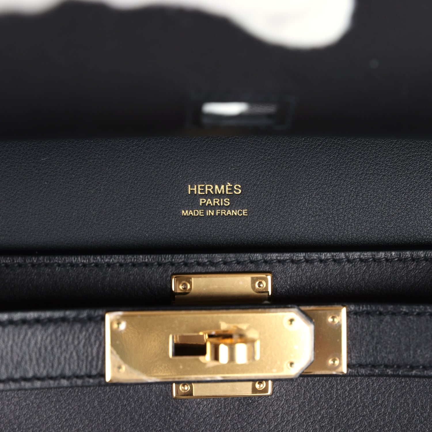 Hermès Jypsiere Mini Black Evercolor Gold Hardware Hermès Jypsiere Mini Black Evercolor Gold Hardware