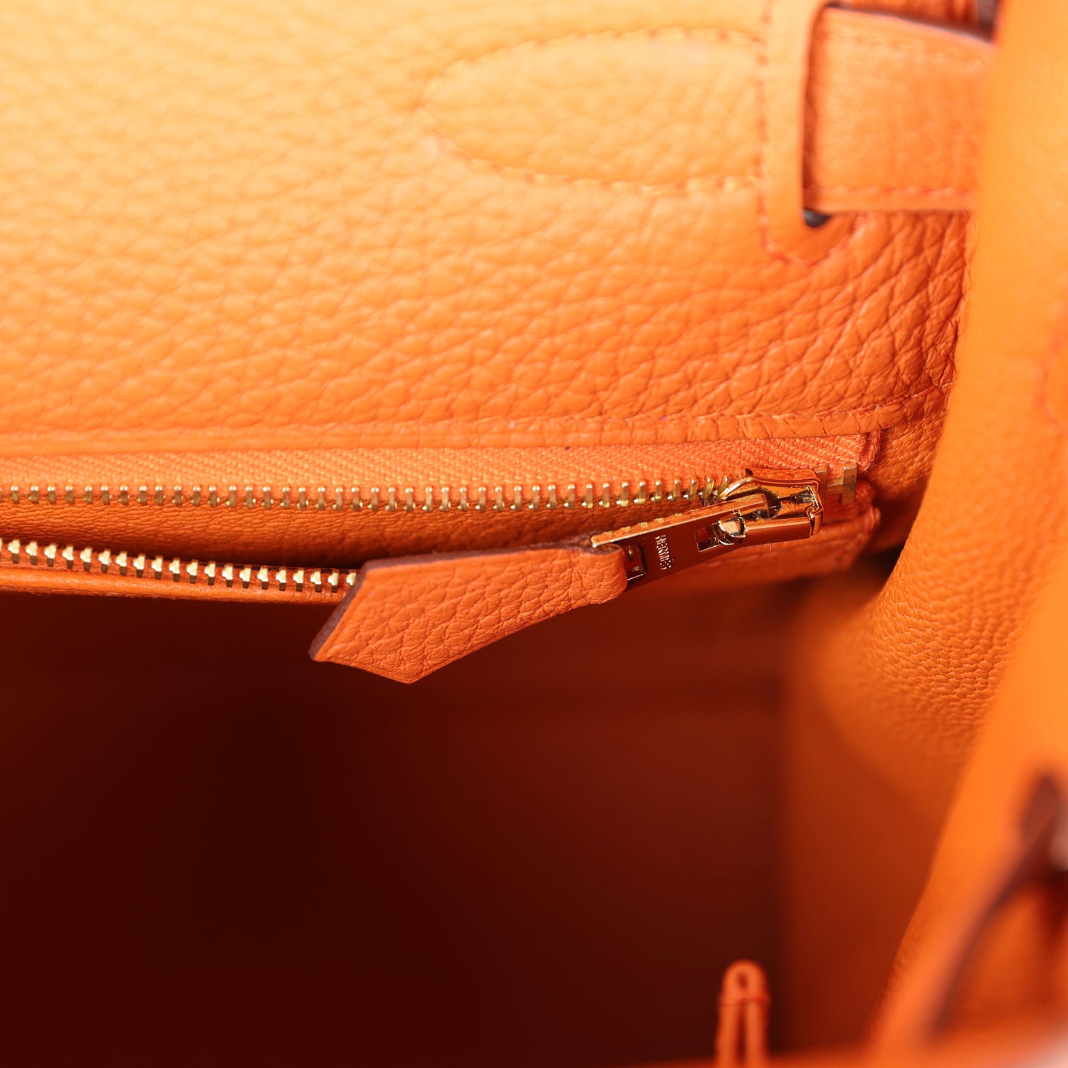 Hermès Kelly Retourne 28 Orange Togo Gold Hardware Hermès Kelly Retourne 28 Orange Togo Gold Hardware